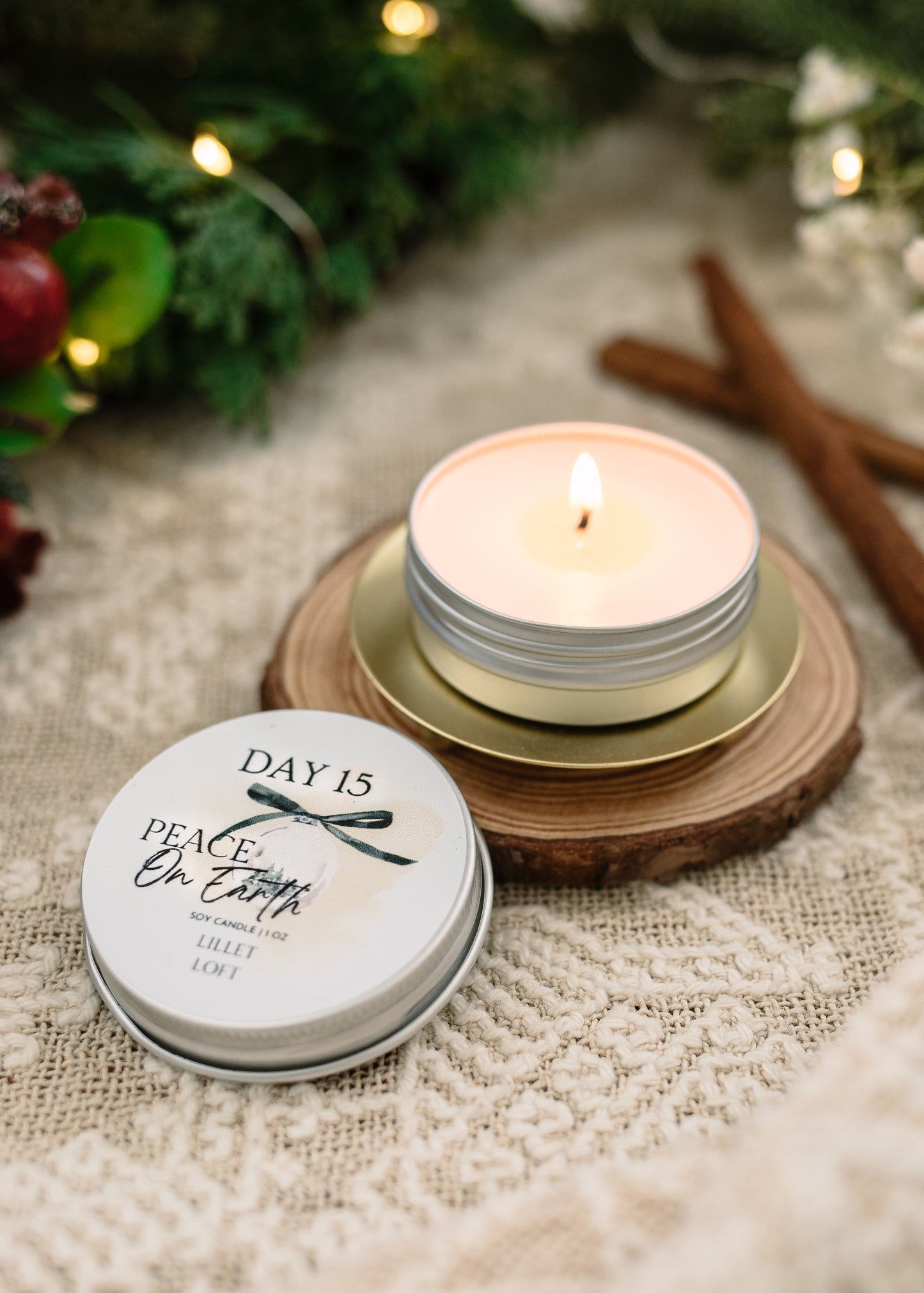 12 Days of Aromatic Bliss | Christmas Advent Essential Oil Mica Infused Advent Calendar Candle Set | 100% Essential Oil Holiday Blend